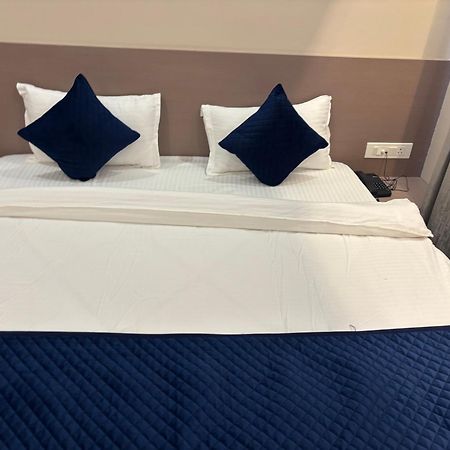 Hotel Sisodiya Palace Khātu Zewnętrze zdjęcie