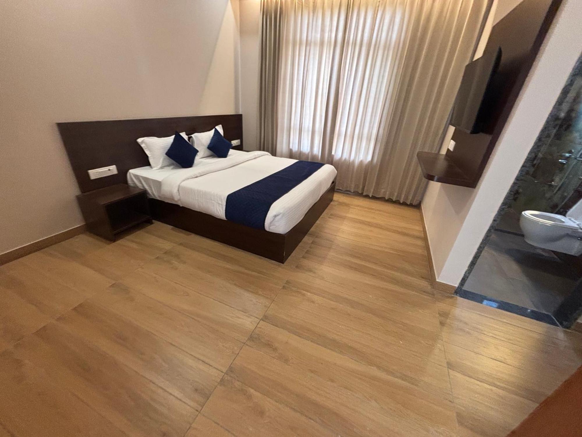 Hotel Sisodiya Palace Khātu Zewnętrze zdjęcie
