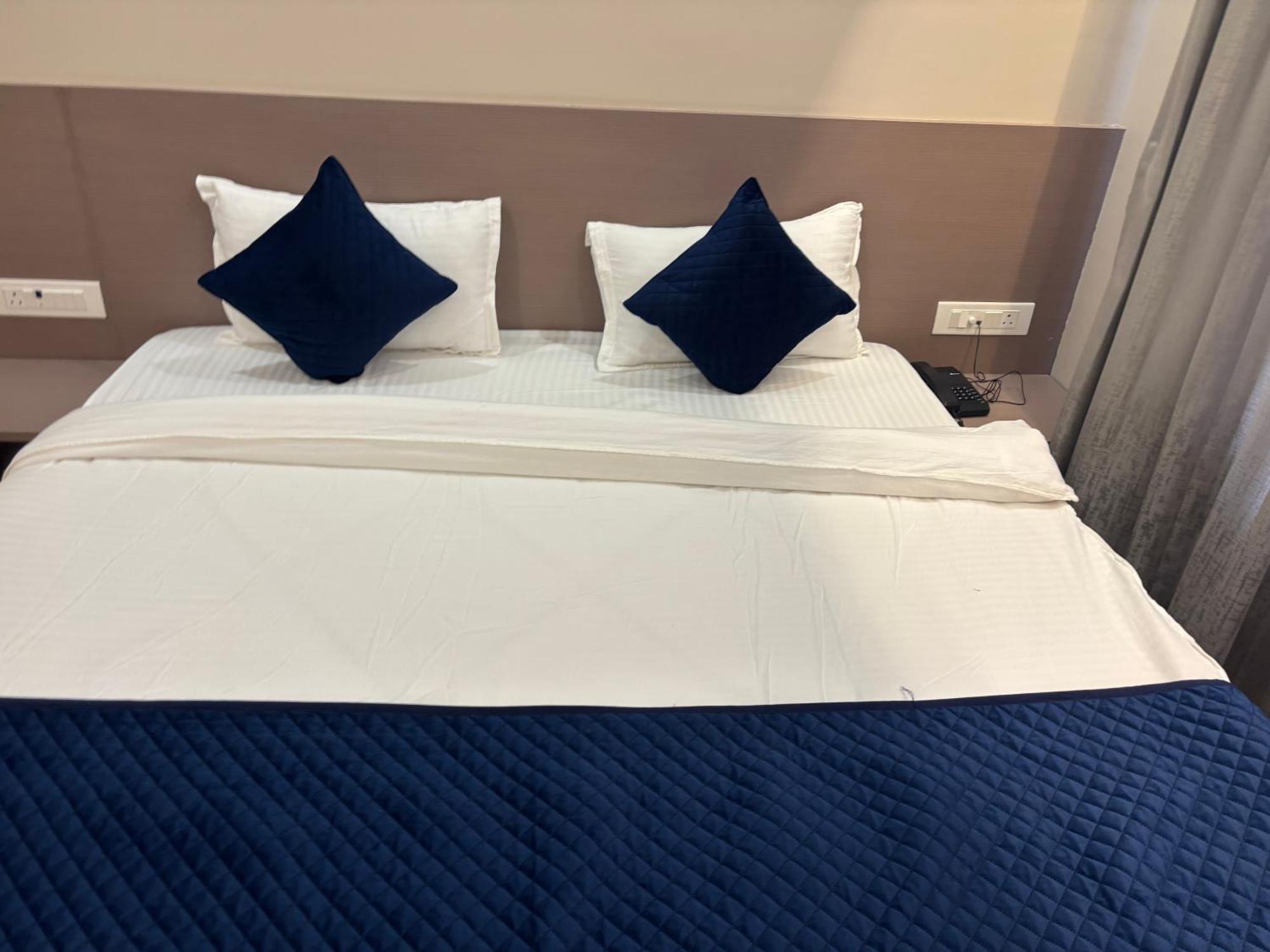 Hotel Sisodiya Palace Khātu Zewnętrze zdjęcie