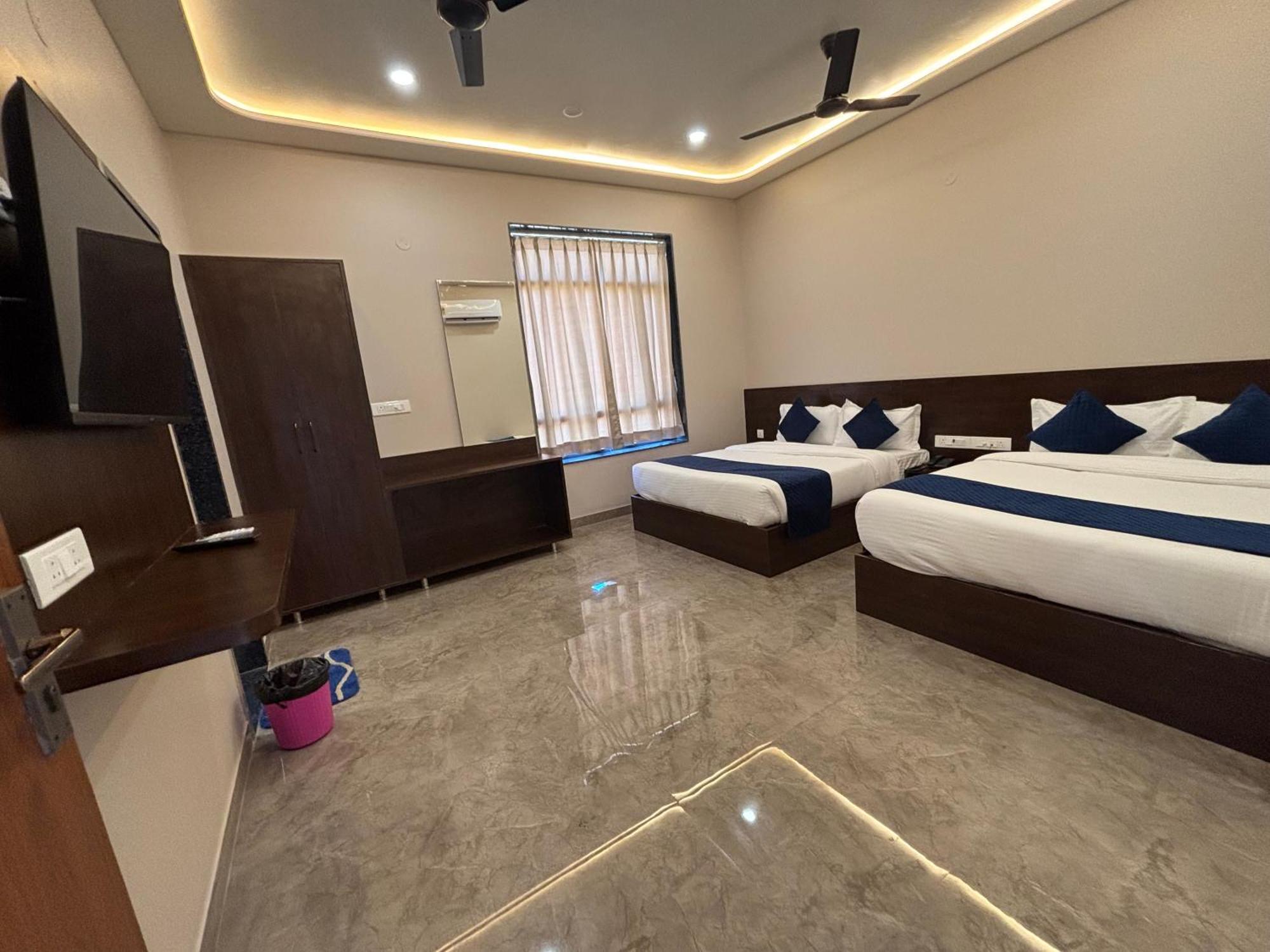 Hotel Sisodiya Palace Khātu Zewnętrze zdjęcie